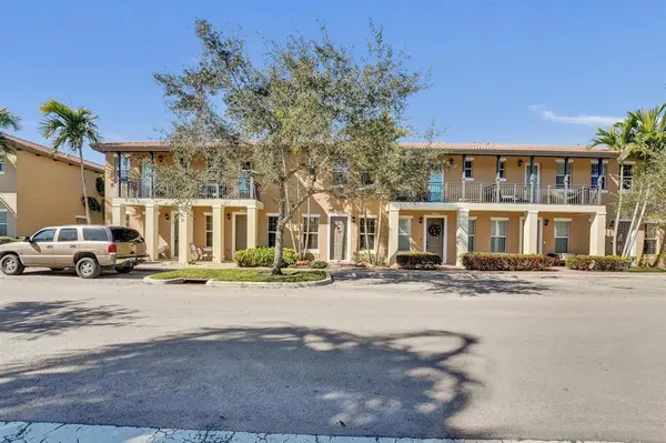 1226 SW 147th Ter #1226, Pembroke Pines, FL 33027