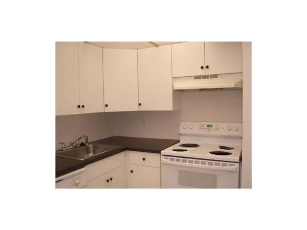 Lauderhill, FL 33319,4158 Inverrary Dr #404