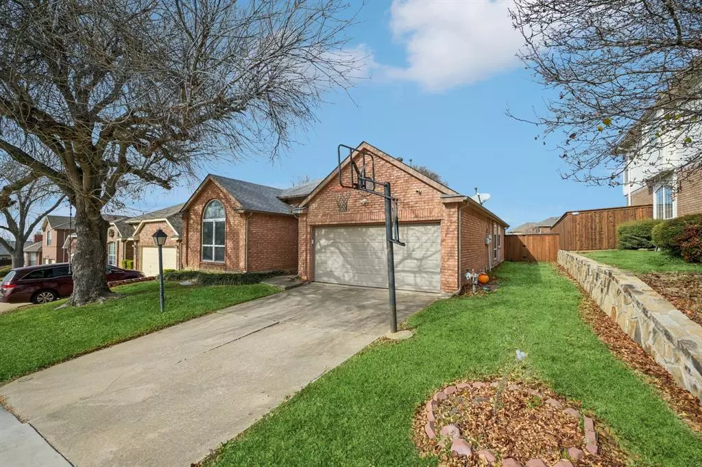 Dallas, TX 75287,18519 Timber Oaks Drive