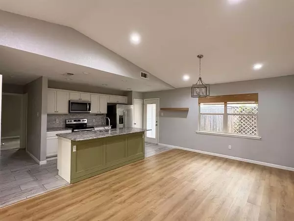 Plano, TX 75075,1400 Meadowcrest Drive