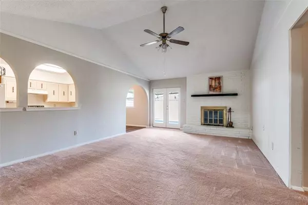 Irving, TX 75060,2800 Shadylake Court