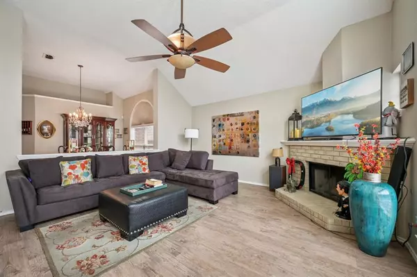 Dallas, TX 75287,18519 Timber Oaks Drive