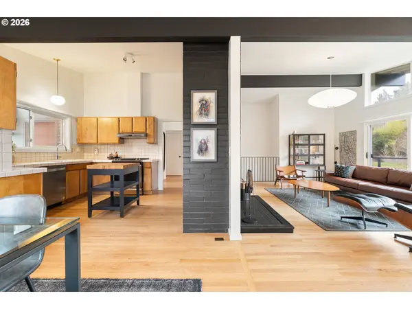 Portland, OR 97219,7323 SW 24TH AVE