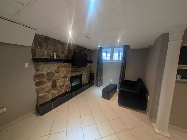 Brampton, ON L6V 2V6,30 MERTON RD