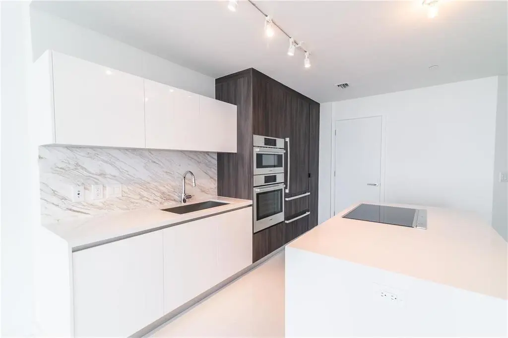 Miami, FL 33132,851 NE 1st Ave #3500