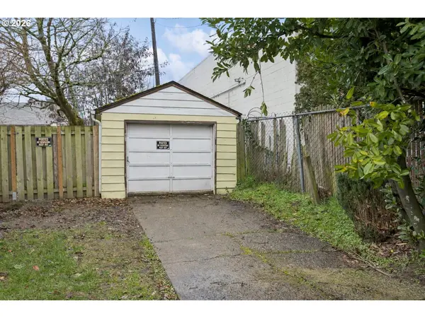 Portland, OR 97220,8222 NE WEBSTER ST