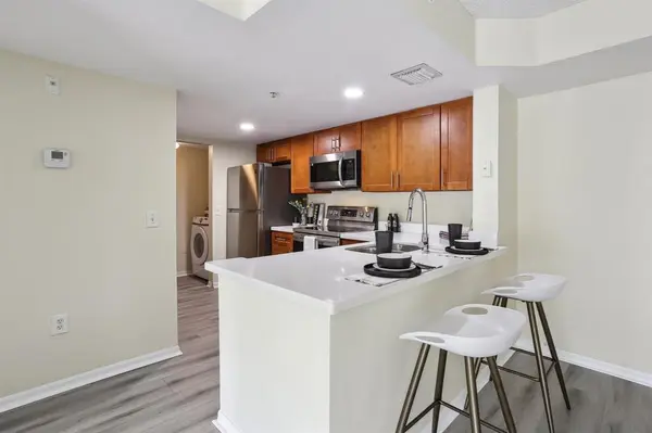 Coconut Creek, FL 33073,5051 Wiles Rd #201