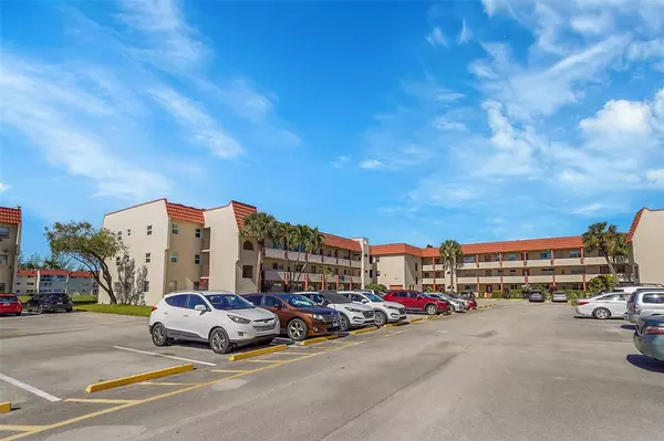 Sunrise, FL 33322,2851 E Sunrise Lakes Dr #307