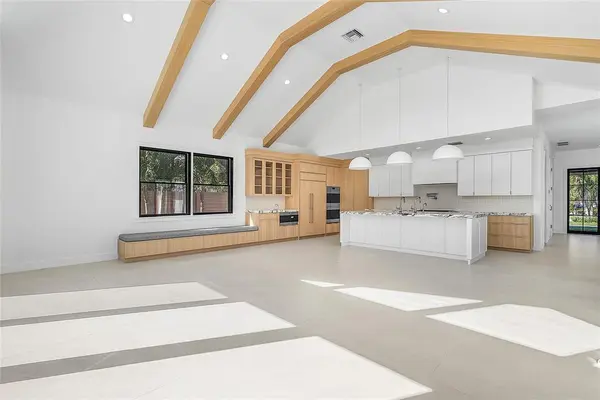 Jupiter, FL 33469,8 Leeward Cir