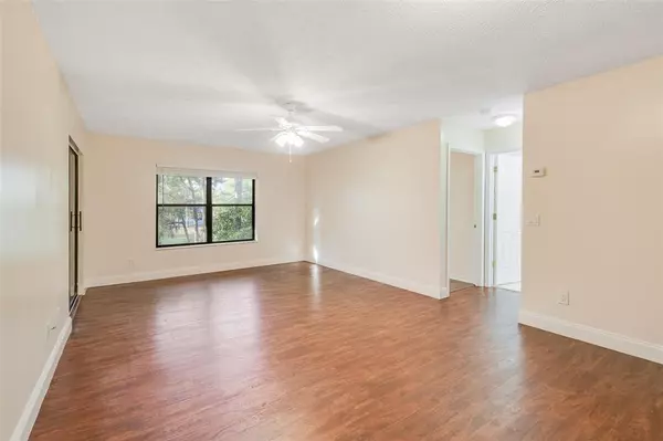 Stuart, FL 34997,6549 SE FEDERAL HWY #204