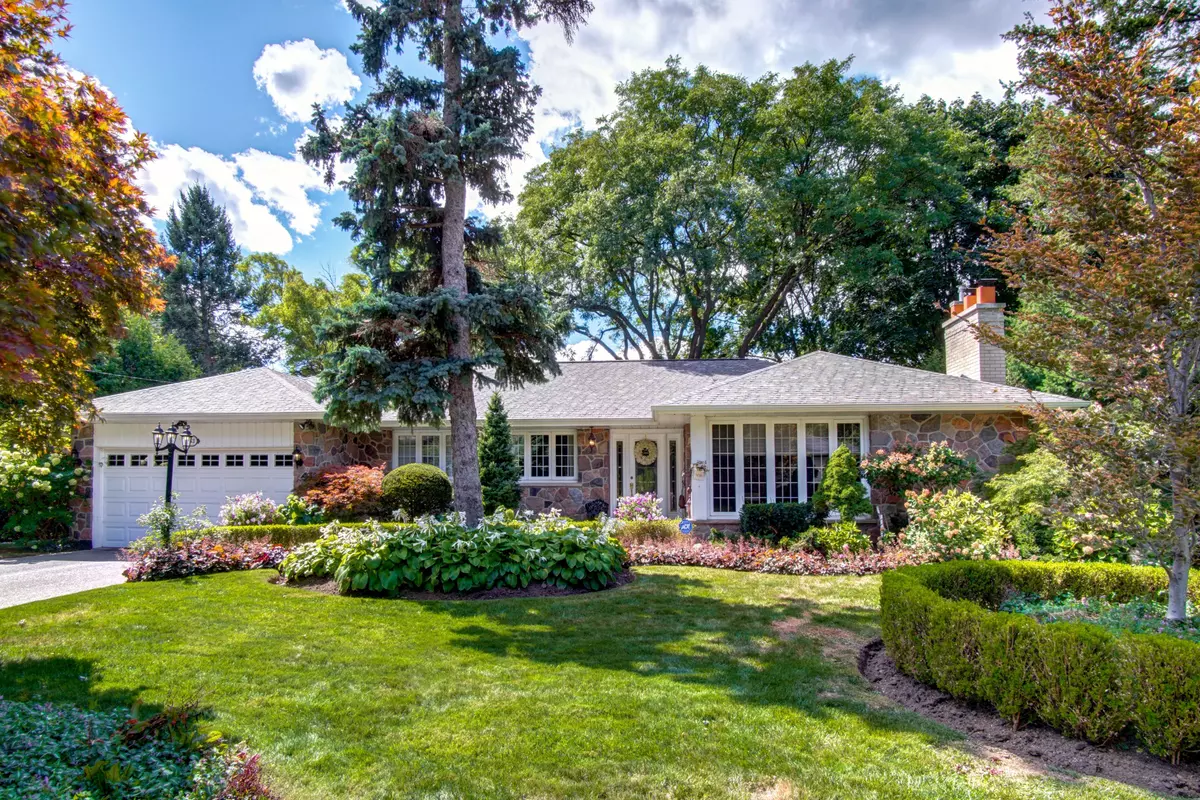 Toronto W08, ON M9A 2P3,53 Princess Anne CRES