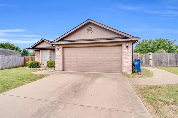 Burleson, TX 76028,1006 Darren Drive