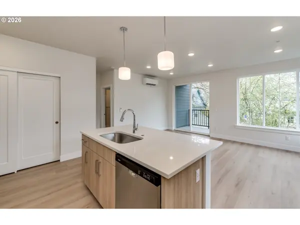 4785 N ALBINA AVE, Portland, OR 97217