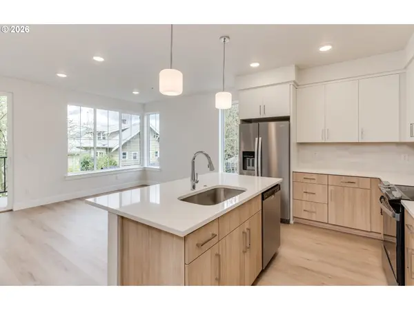 4785 N ALBINA AVE, Portland, OR 97217