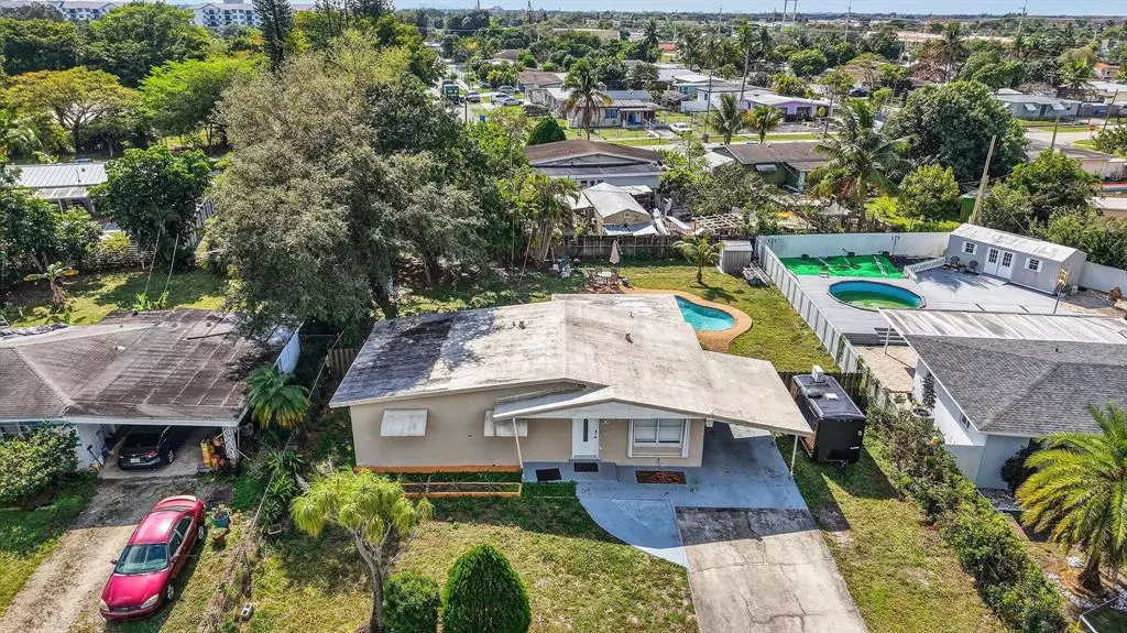 3800 SW 31st Dr, West Park, FL 33023