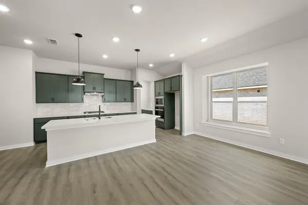 Waxahachie, TX 75167,409 Rivers Edge Drive