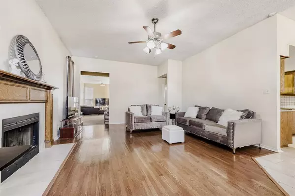 Denton, TX 76209,1116 Oak Valley