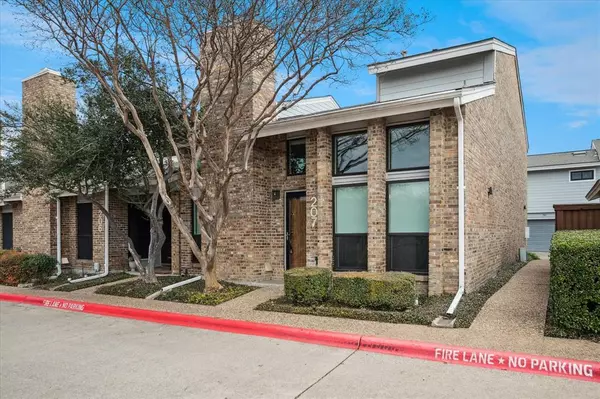 Dallas, TX 75252,17490 Meandering Way #207