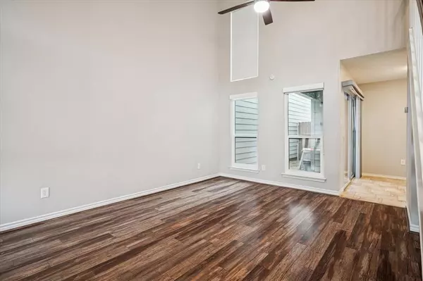 Dallas, TX 75252,17490 Meandering Way #207