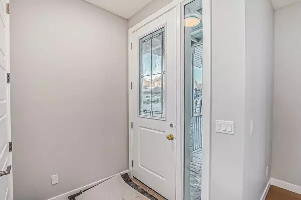 Cochrane, AB T4C 3B9,23 Agate RD