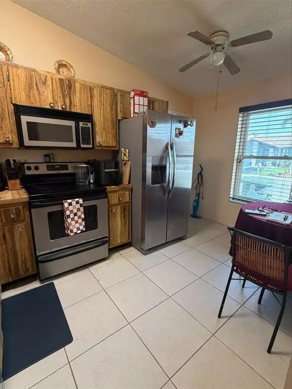 Delray Beach, FL 33484,15683 Bottlebrush Cir