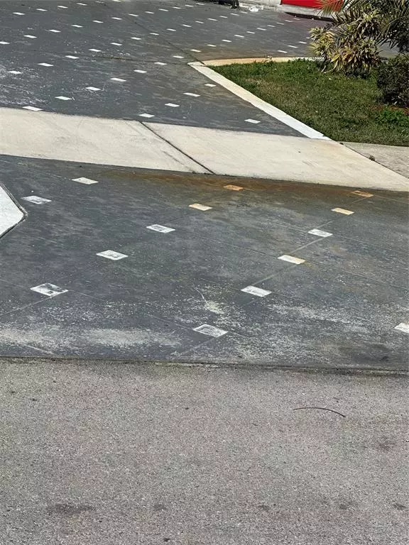 Hollywood, FL 33020,815 S 26th Ct