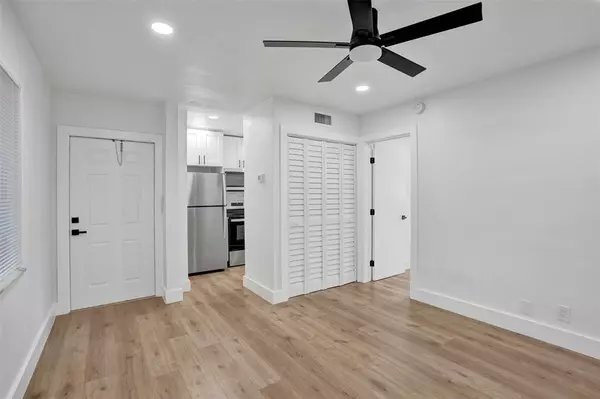 Pompano Beach, FL 33060,199 E Mcnab Rd #107