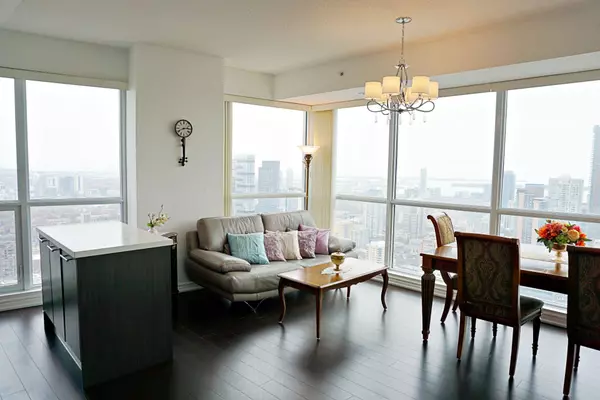 Toronto C01, ON M5B 0A5,386 Yonge ST #4207