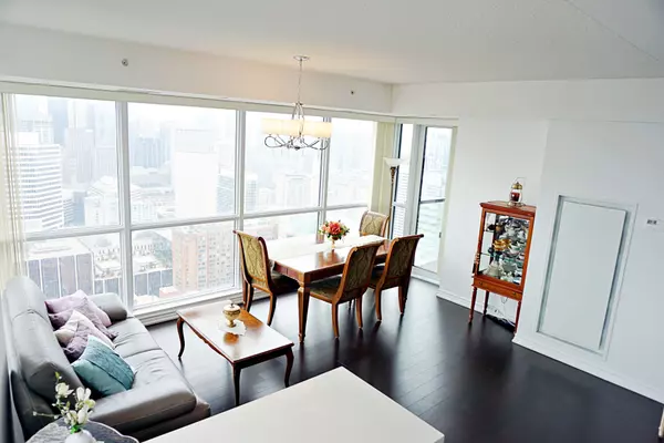 Toronto C01, ON M5B 0A5,386 Yonge ST #4207