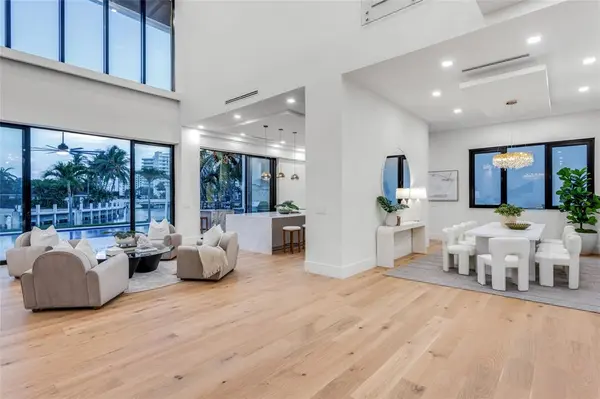 Lauderdale By The Sea, FL 33062,2 Sunset Lane