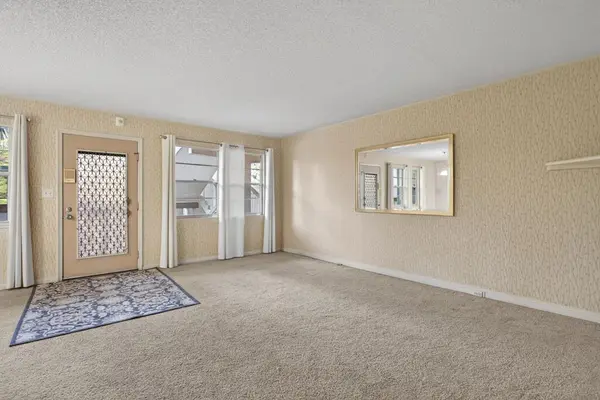 Coconut Creek, FL 33066,1904 Bermuda Cir #G3