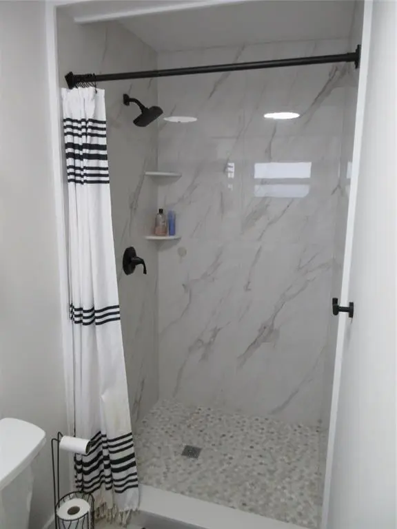 Fort Lauderdale, FL 33334,5456 NE 3rd Ter