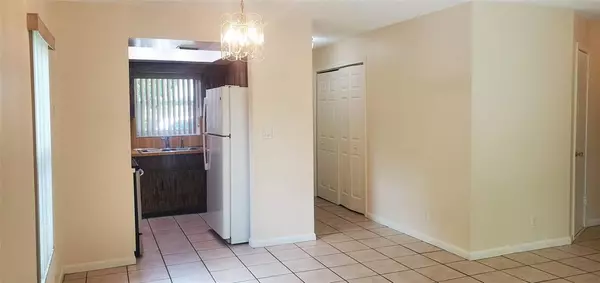 Coral Springs, FL 33065,10571 NW 45th St