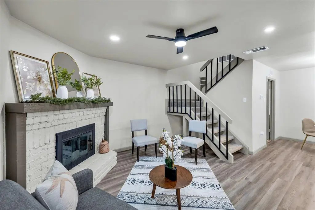 881 Dublin Drive #2, Richardson, TX 75080