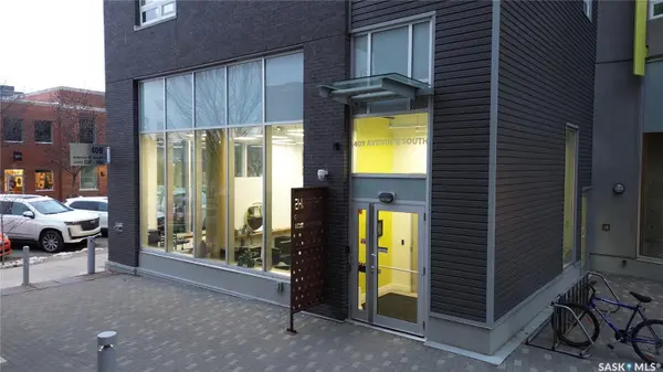 409 B AVENUE S #405, Saskatoon, SK S7M 5M8