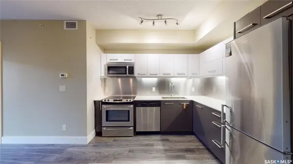 409 B AVENUE S #405, Saskatoon, SK S7M 5M8