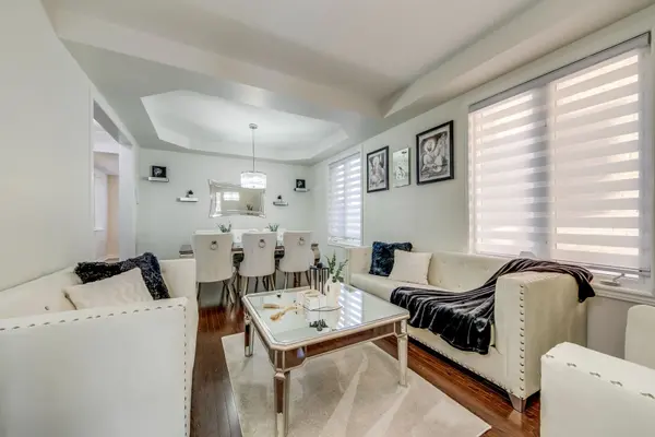 Brampton, ON L6P 3N1,9 Natronia TRL