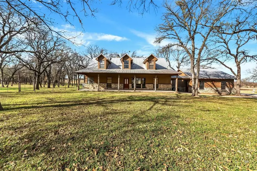 131 County Road 4680, Boyd, TX 76023