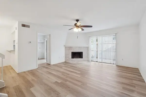 883 Dublin Drive #B, Richardson, TX 75080