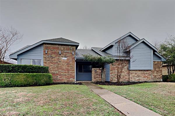 752 Arbor Downs Drive, Plano, TX 75023