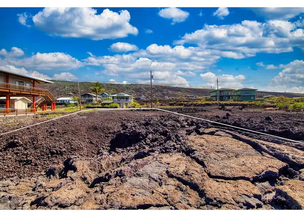 KAI AVE, Captain Cook, HI 96704