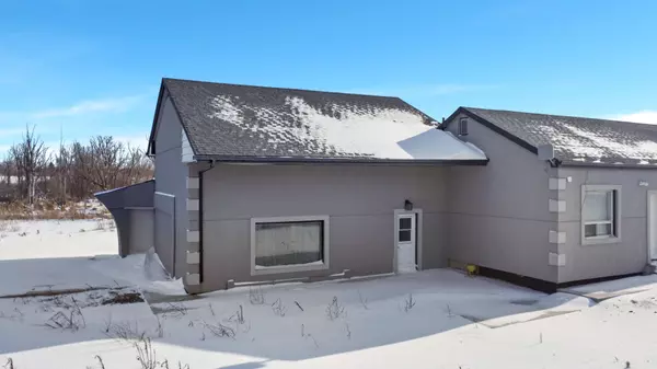 Hamilton, ON L0R 1W0,4049 6 HWY