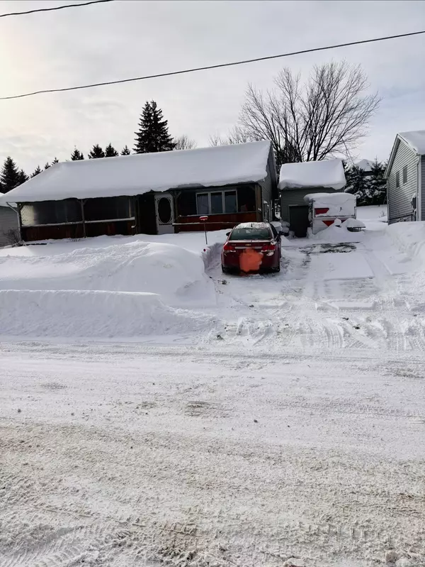 East Luther Grand Valley, ON L0N 1G0,98 Leeson ST S