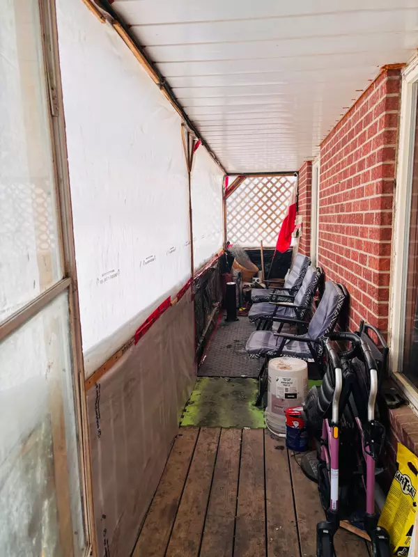 East Luther Grand Valley, ON L0N 1G0,98 Leeson ST S