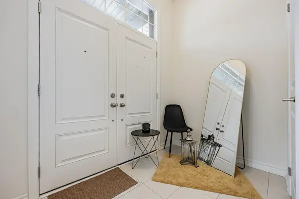 1102 Pisces TRL, Pickering, ON L1X 0P8