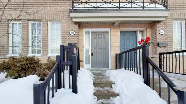 643 Sentinel RD, Toronto W05, ON M3J 0B4