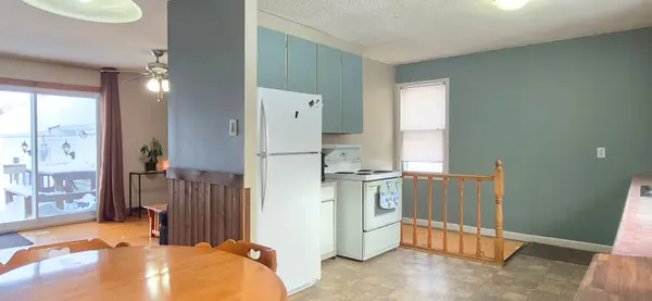 Highlands East, ON K0L 1M0,10 Hemlock ST