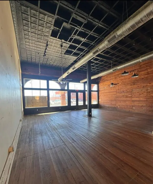 301 Brown Street, Brownwood, TX 76801