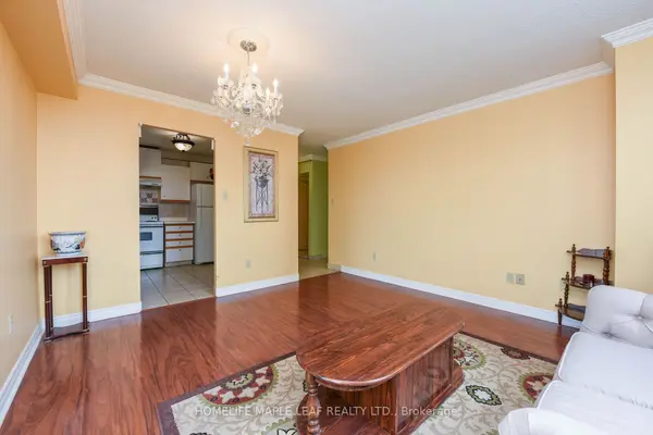 3559 Eglinton AVE W #402, Toronto W04, ON M6M 5C6