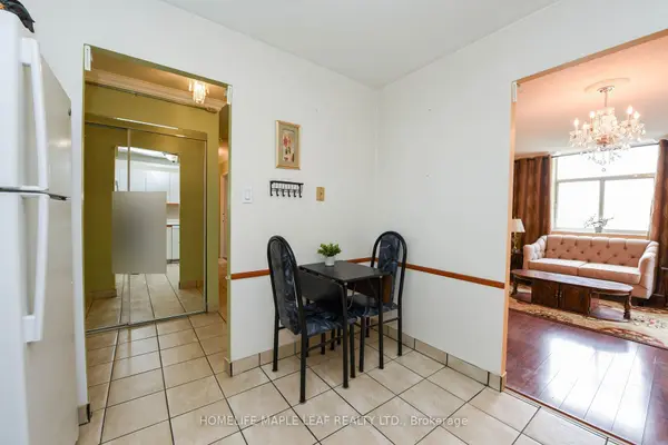 3559 Eglinton AVE W #402, Toronto W04, ON M6M 5C6